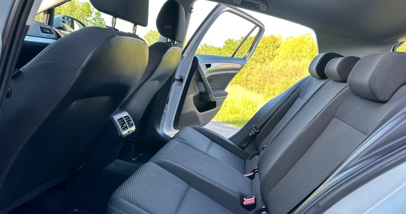 Volkswagen Golf cena 37900 przebieg: 199000, rok produkcji 2017 z Kraśnik małe 379